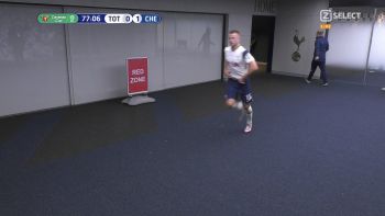Eric Dier po prostu zbiegł z murawy do szatni w czasie meczu. Jose Mourinho pognał za swoim zawodnikiem (VIDEO)